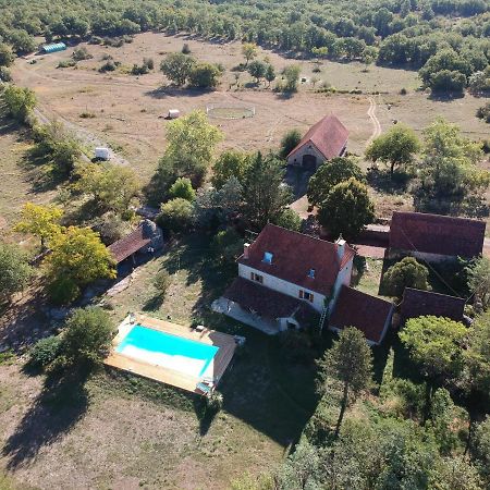 Mas De Peyrelongue Bed & Breakfast Corn Exterior photo